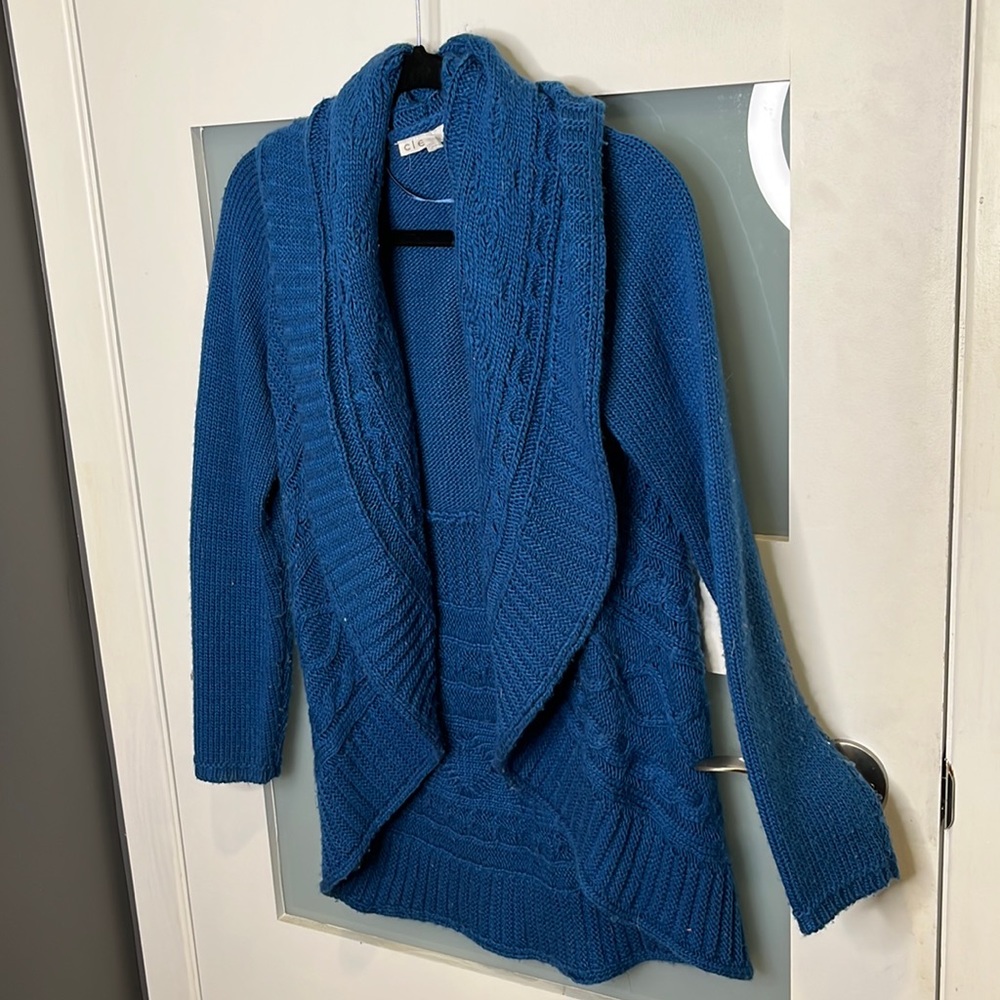 Cleo size xs blue cardigan